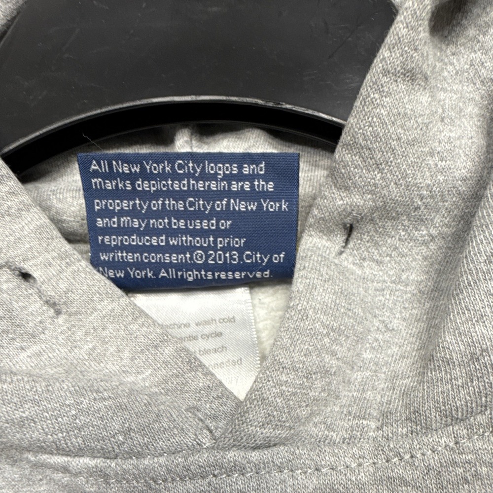 NYPD Men's Gray Pullover Hoodie Fleece Graphic Logo Pockets Drawstring M - Picture 4 of 13